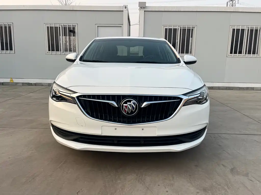 Buick Excelle 2022 — фото 2