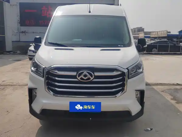 Maxus V90 2024