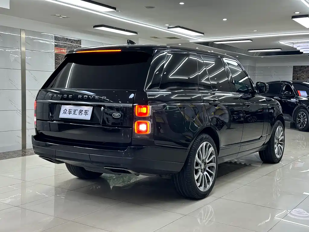 Land Rover Range Rover 2020 — фото 24
