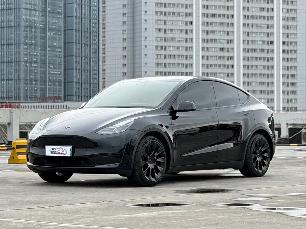 Tesla Model Y 2022 — фото 1