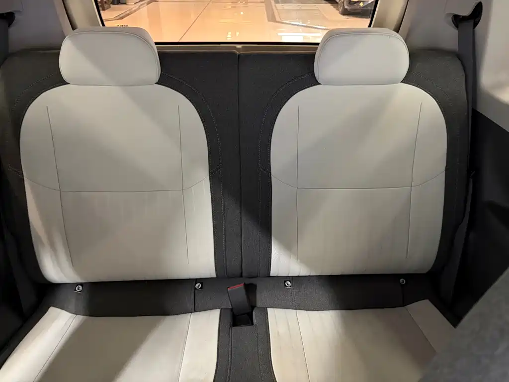 Geely Galaxy Panda 2025 — фото 13