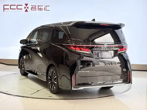 Toyota Vellfire 2025