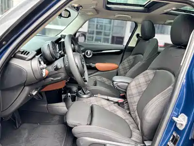 MINI MINI 2018