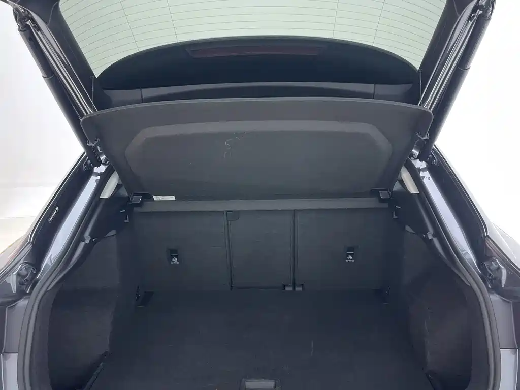 Audi Q3 Sportback 2023 — фото 9