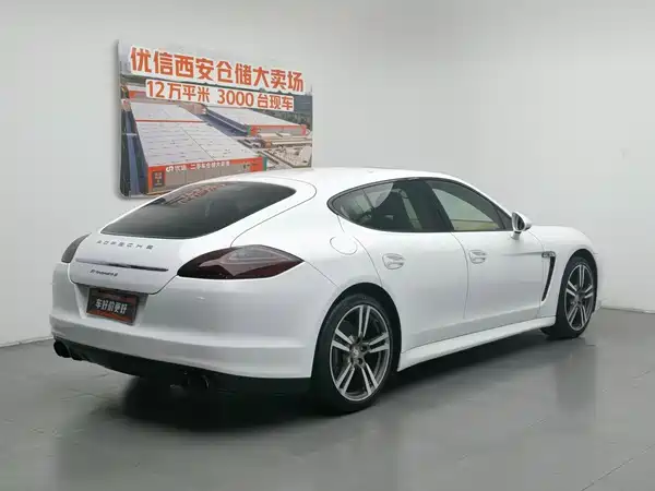 Porsche Panamera 2011