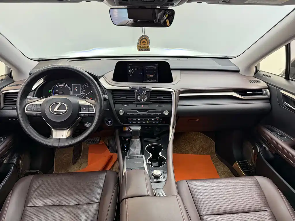 Lexus RX 2022 — фото 17