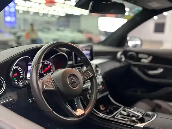 Mercedes-Benz GLC 2018