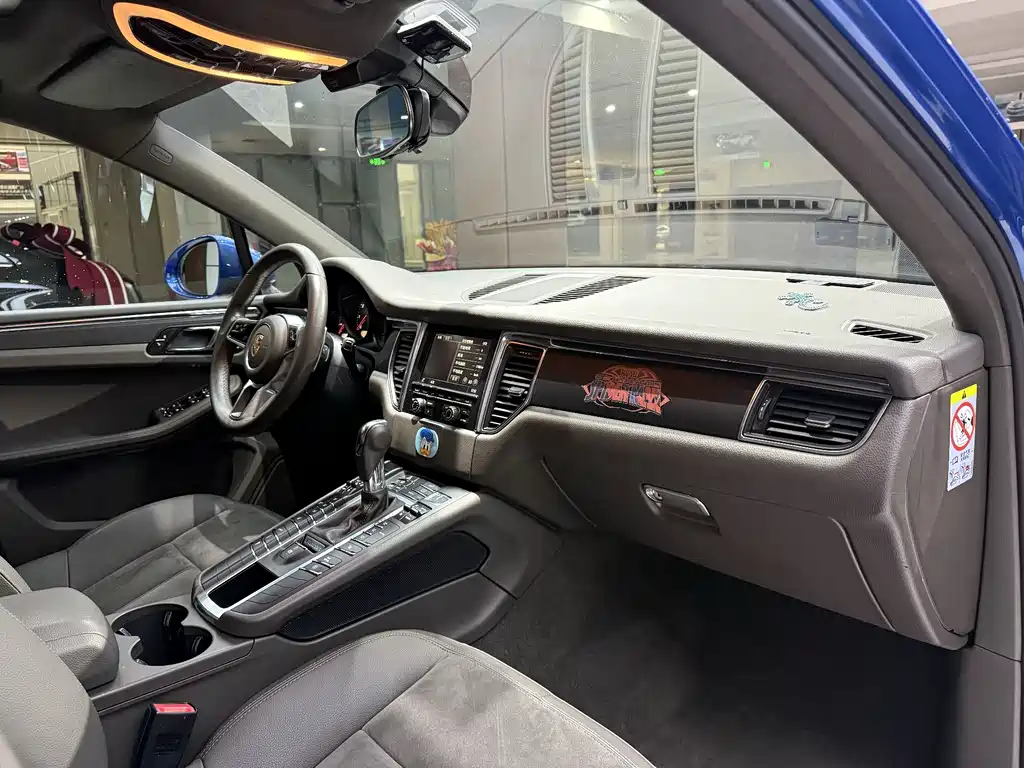 Porsche Macan 2016 — фото 9