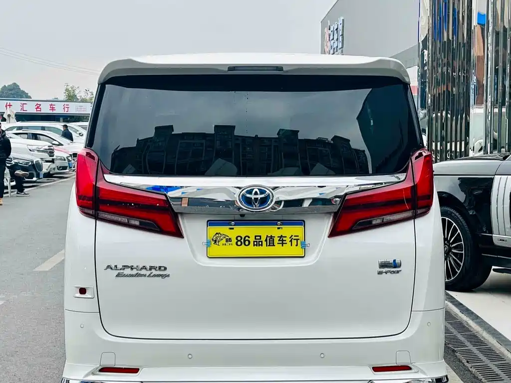 Toyota Alphard 2019 — фото 4