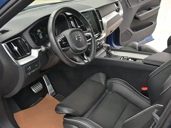 Volvo XC60 2019