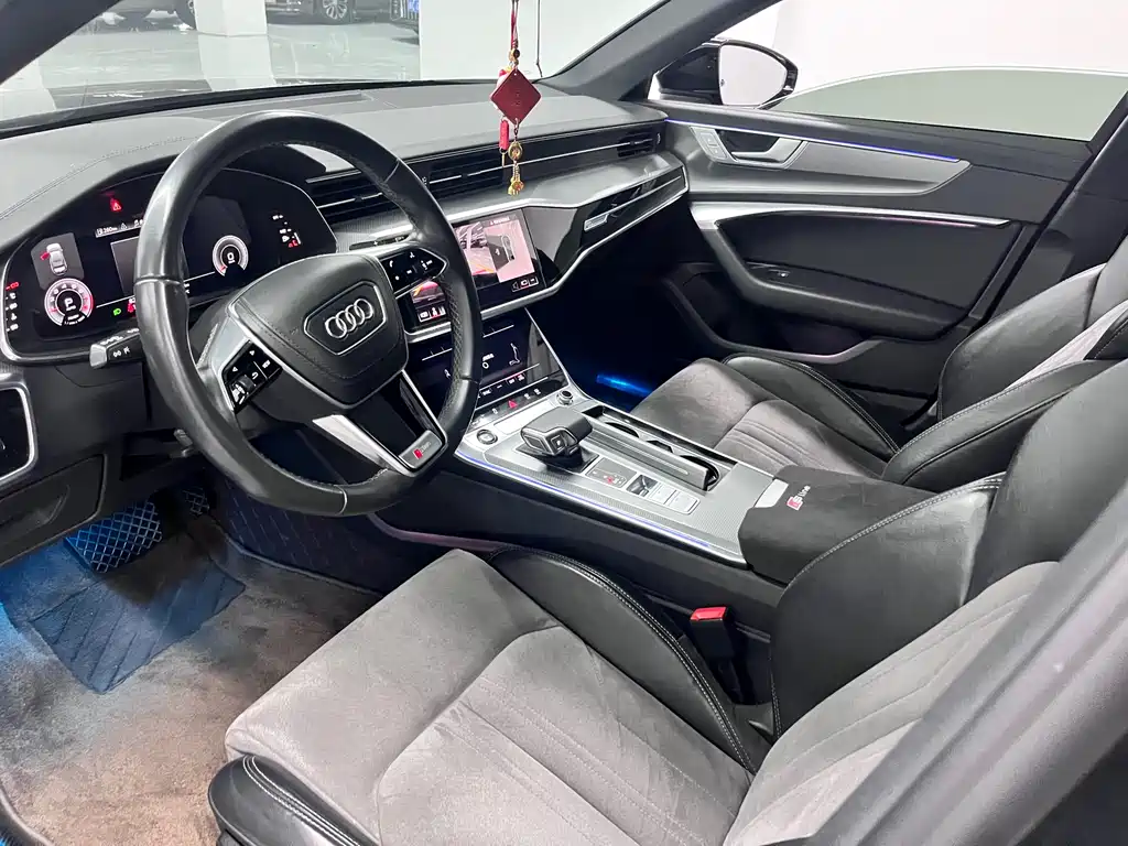 Audi A6L 2023 — фото 4