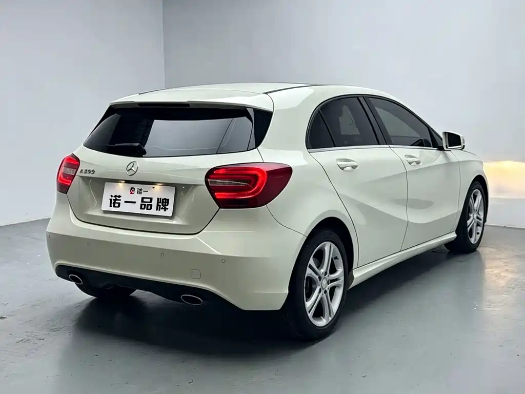 Mercedes-Benz A-Class 2014