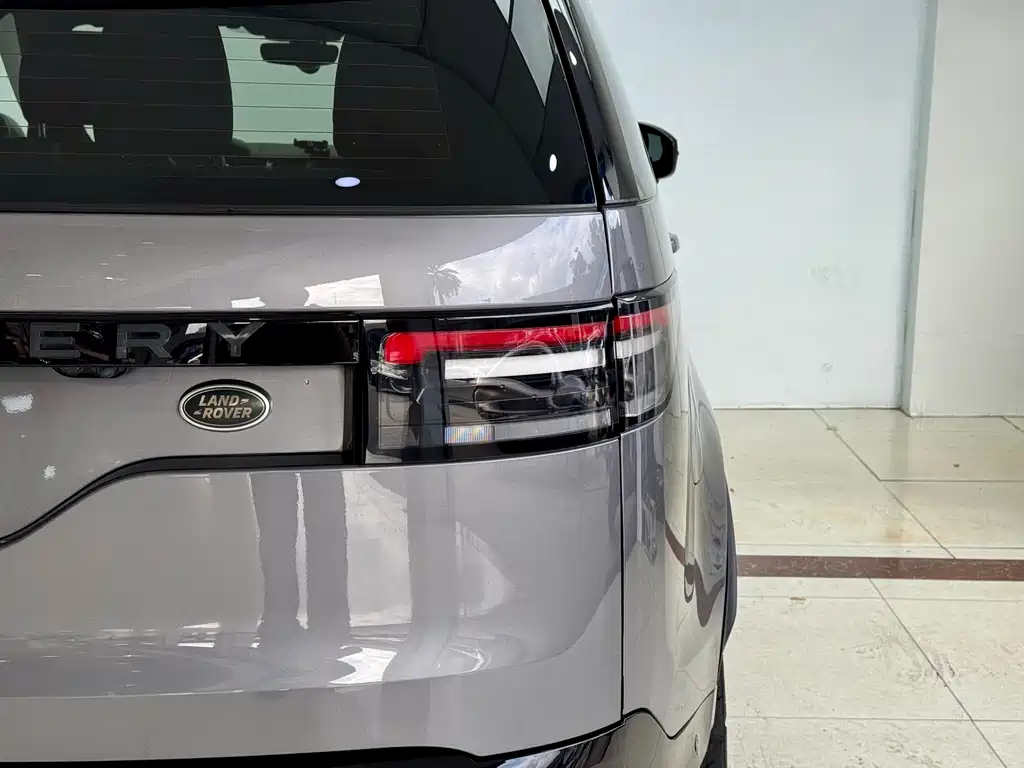 Land Rover Discovery 2020 — фото 23