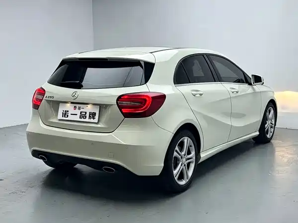 Mercedes-Benz A-Class 2014