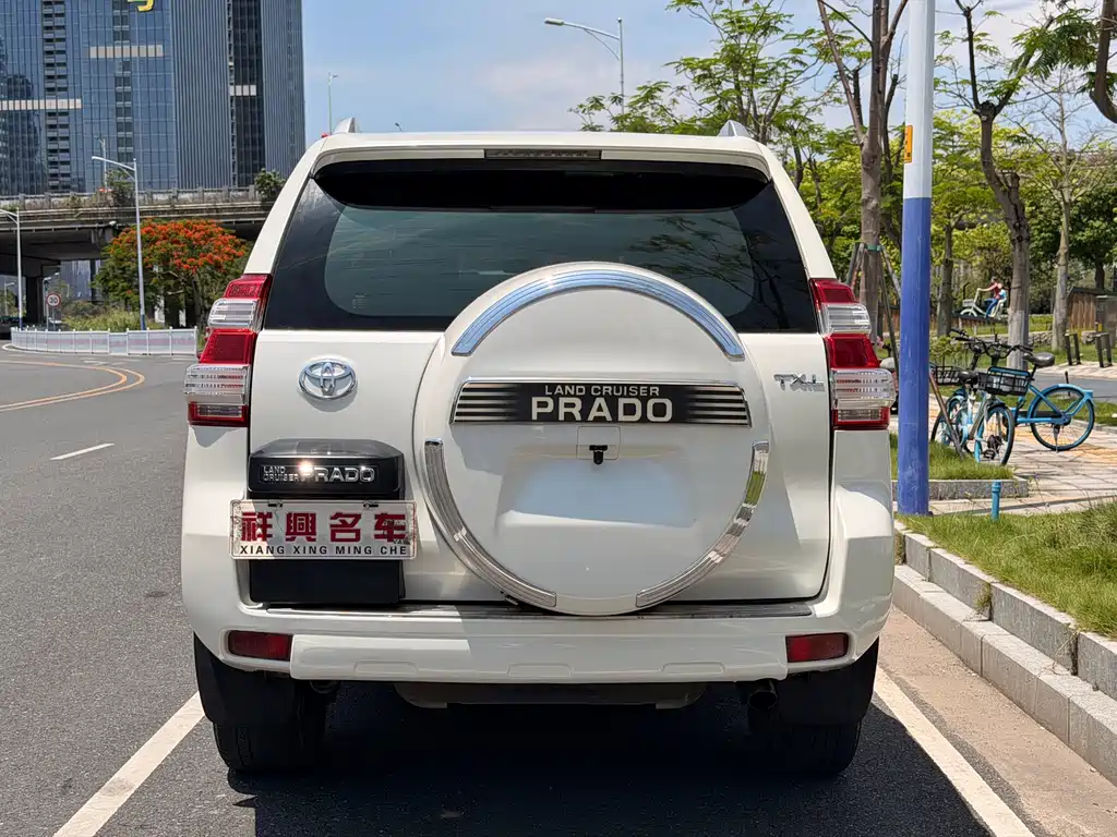 Toyota Prado 2016 — фото 15