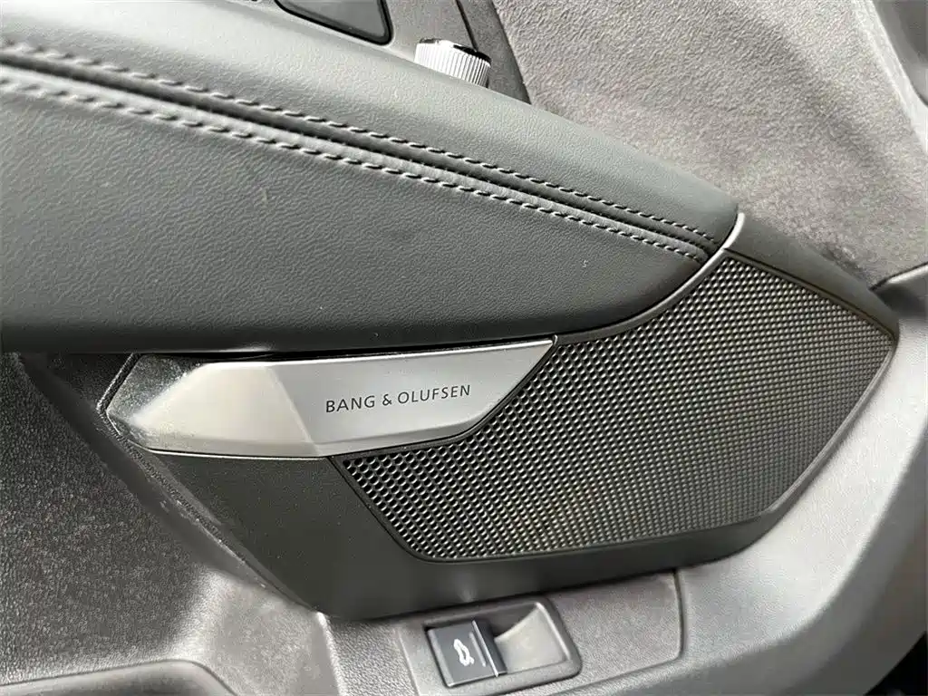 Audi e-tron GT 2025 — фото 12