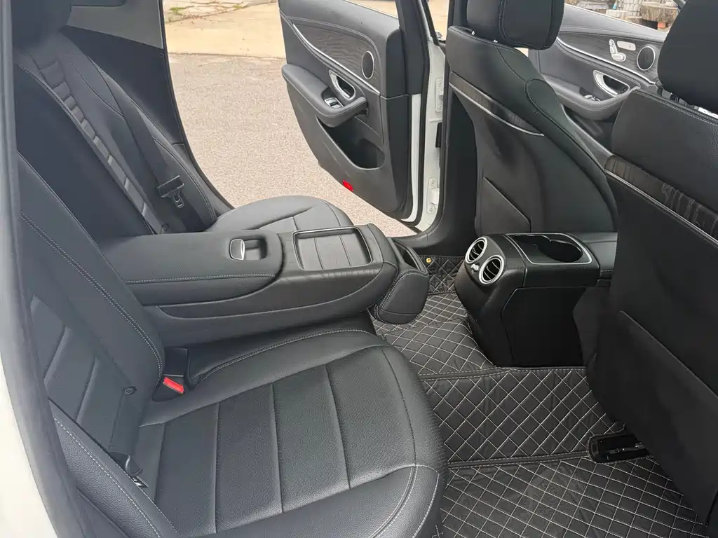 Mercedes-Benz E-Class 2020 — фото 13