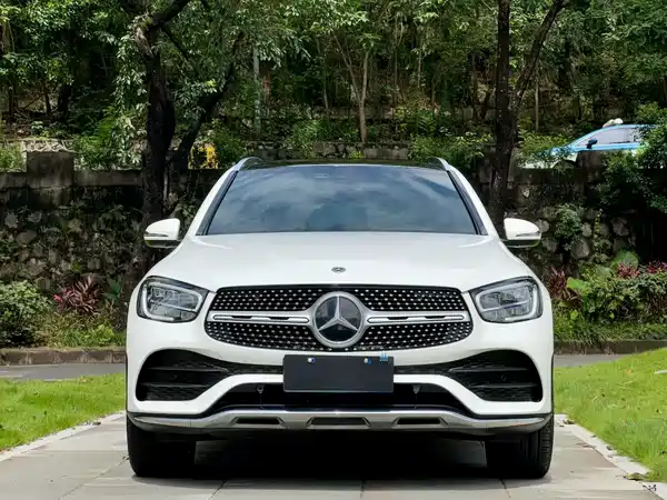 Mercedes-Benz GLC 2023
