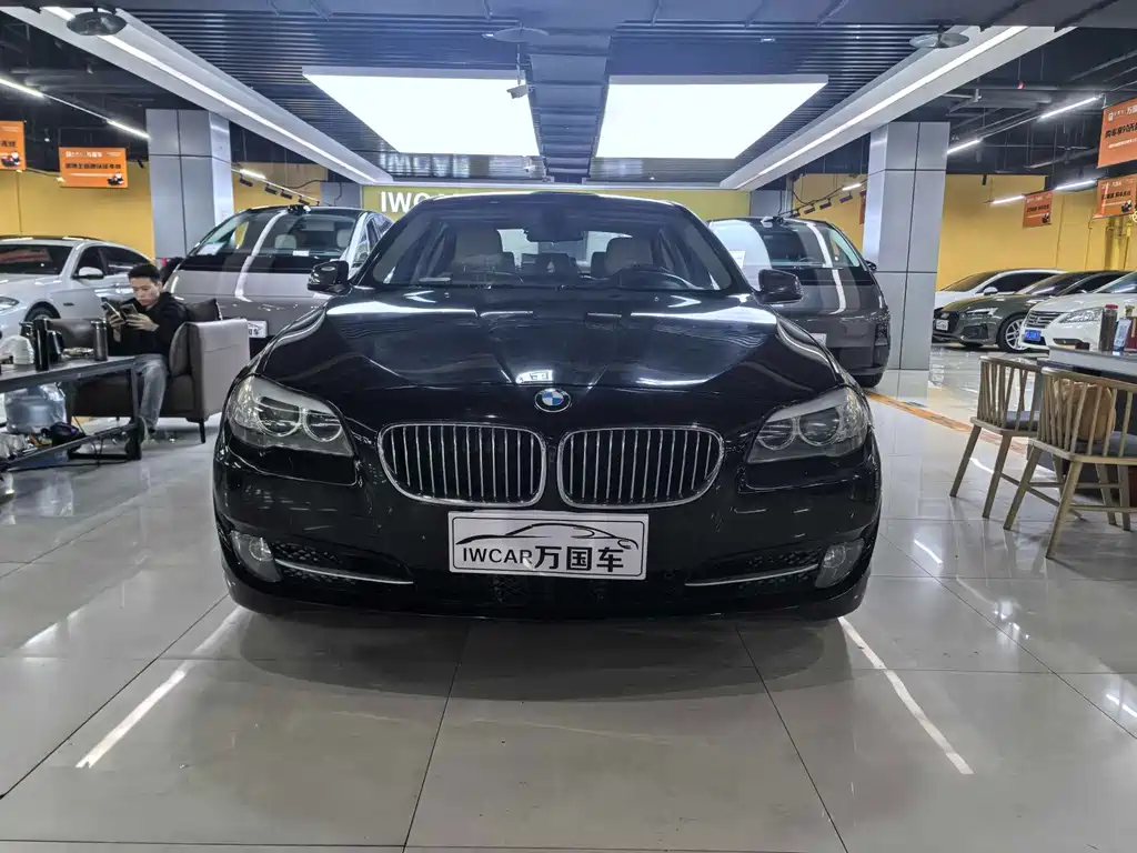 BMW 5 Series 2012