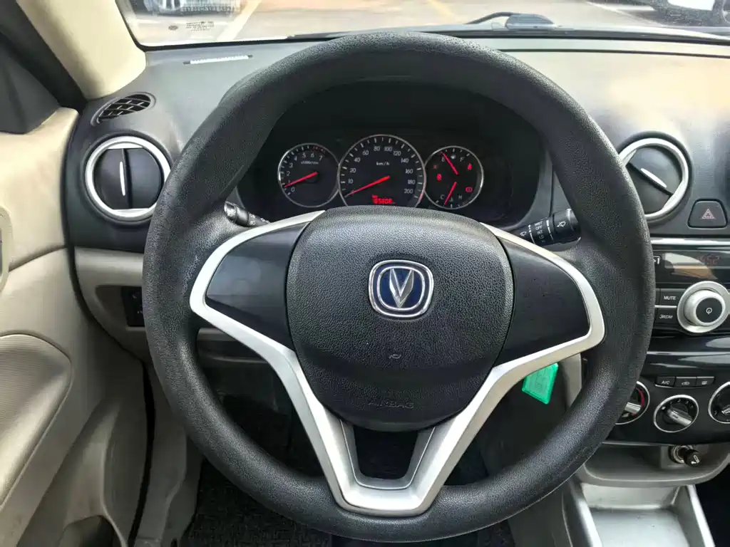 Changan V3 2016 — фото 17
