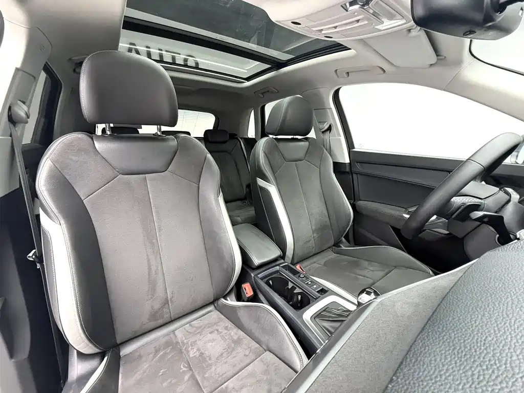 Audi Q3 2022 — фото 9
