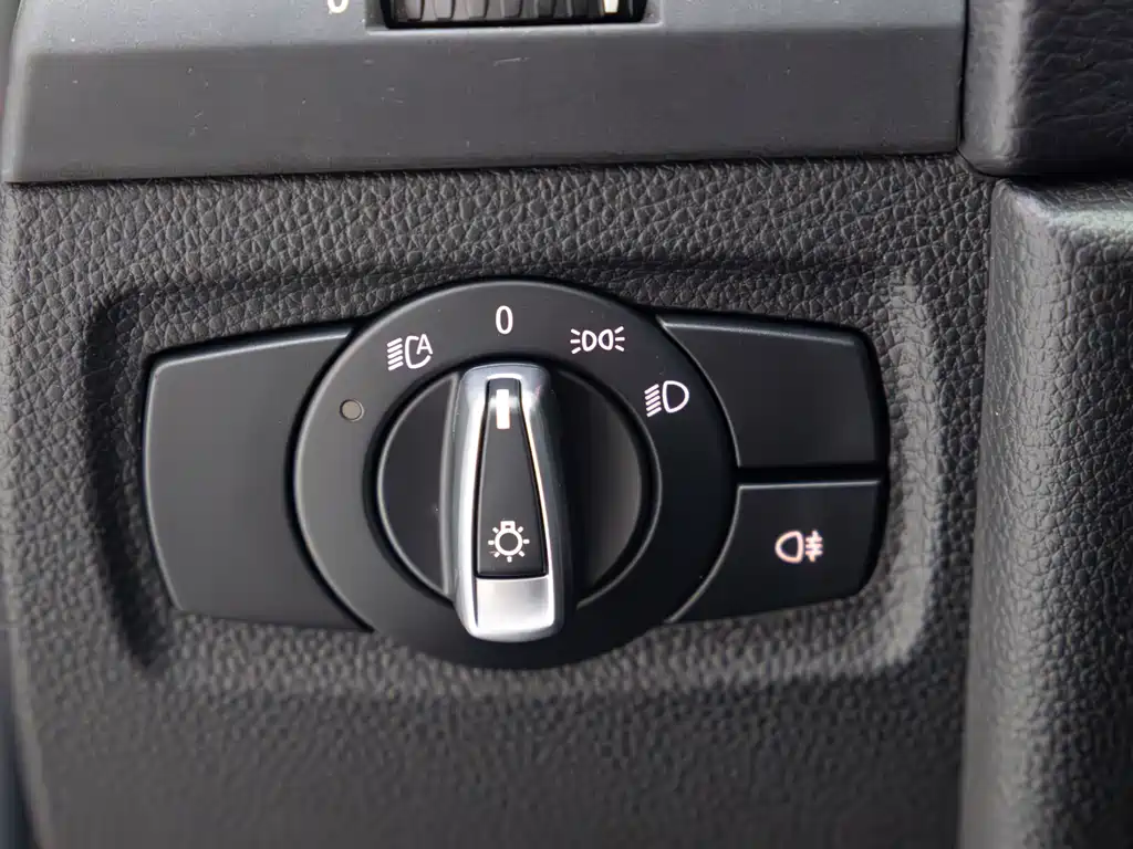 BMW 1 Series M 2013 — фото 11