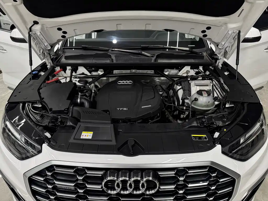 Audi Q5L 2022 — фото 20