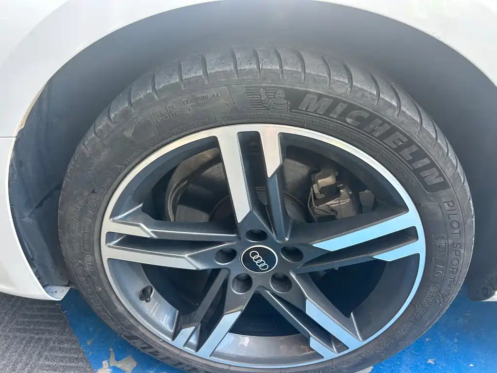 Audi A4L 2022