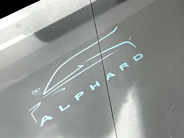 Toyota Alphard 2024