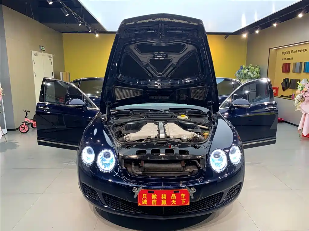 Bentley Flying Spur 2012 — фото 18