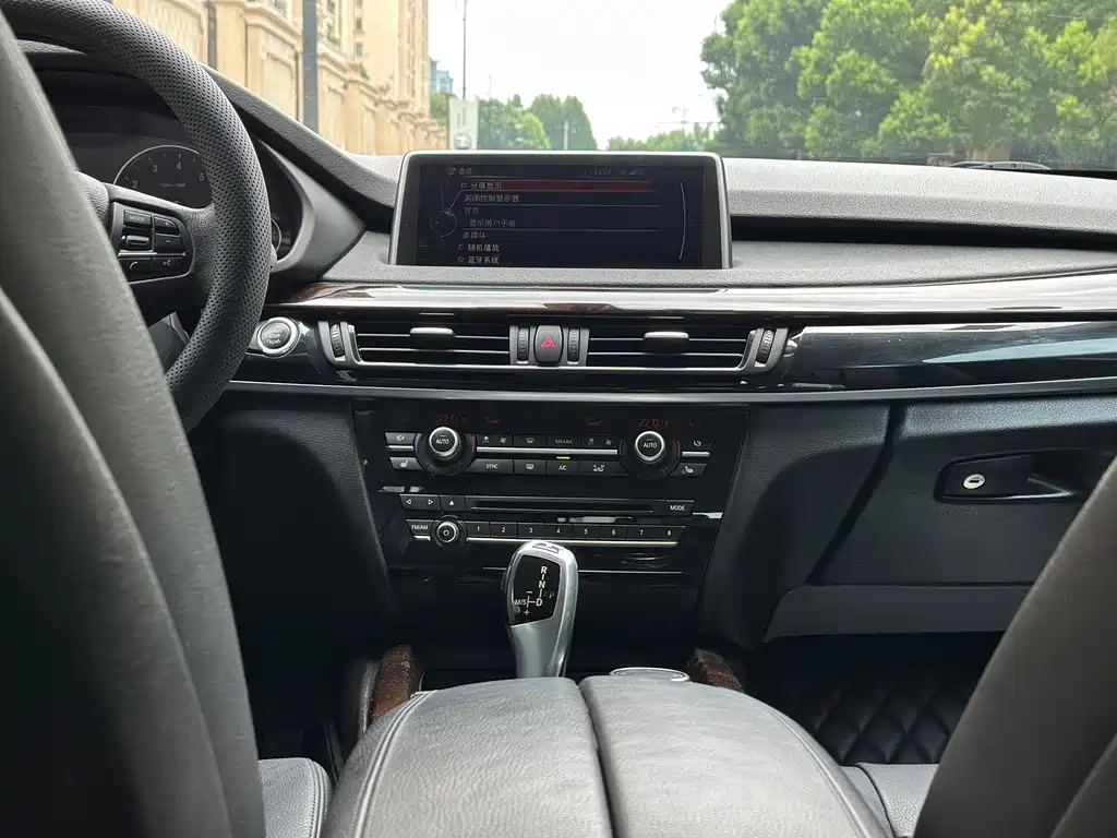 BMW X5 2015 — фото 14