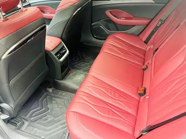 Hongqi H5 2023