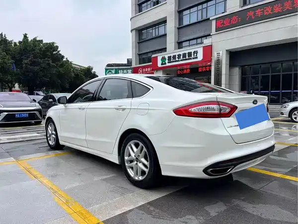 Ford Mondeo 2013