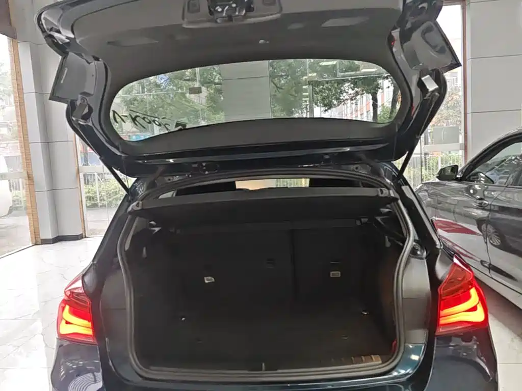 BMW 1 Series 2016 — фото 19
