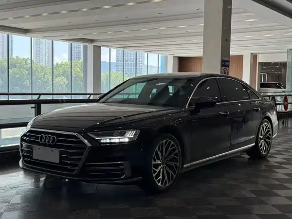 Audi A8 2021