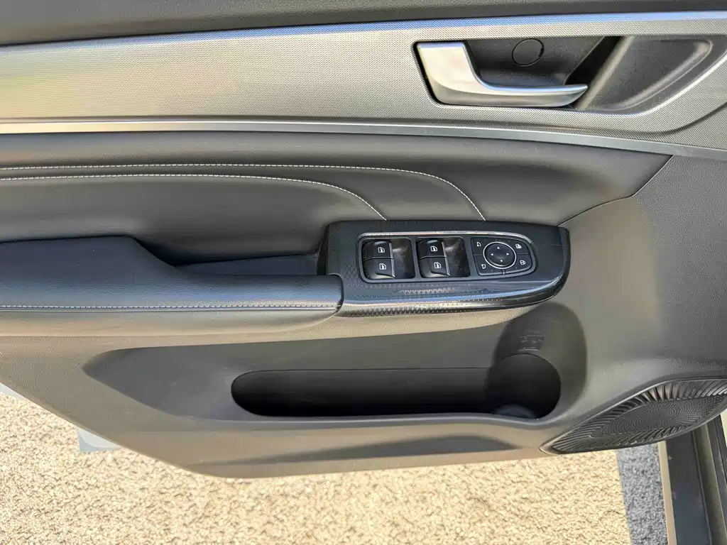 Haval M6 2023 — фото 12