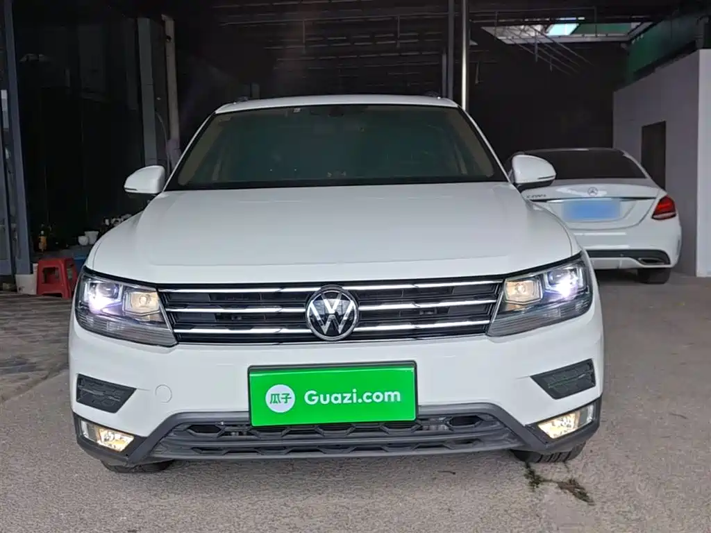 Volkswagen Tiguan L 2021 — фото 3