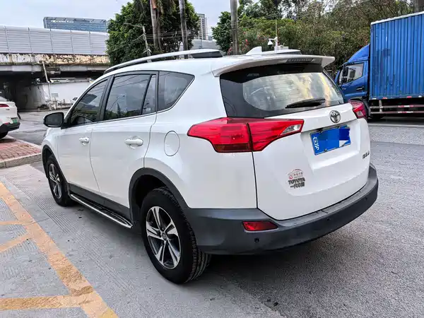 Toyota RAV4 2016