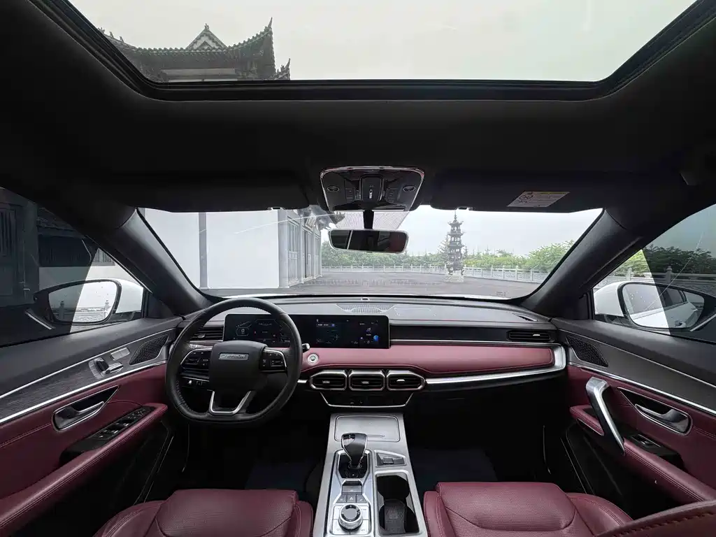 Jetour X70 PLUS 2022 — фото 17