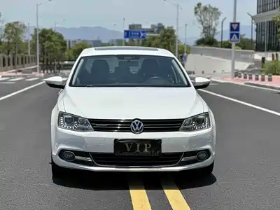 Volkswagen Sagitar 2014