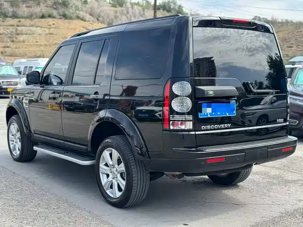Land Rover Discovery 2015