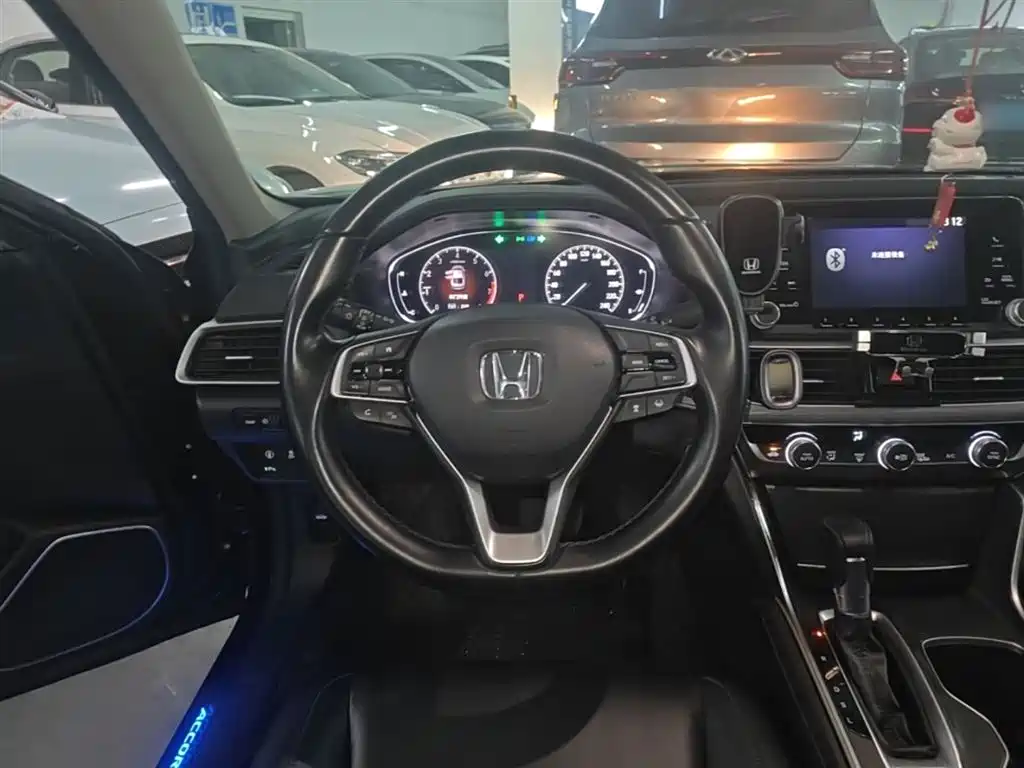 Honda Accord 2021 — фото 11