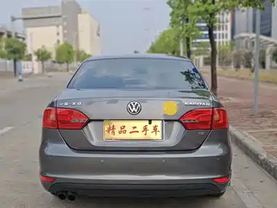 Volkswagen Sagitar 2013