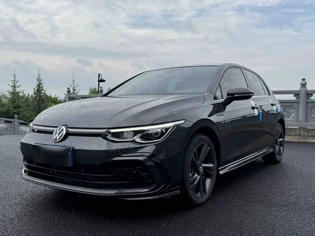 Volkswagen Golf 2022