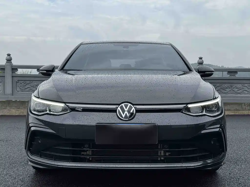 Volkswagen Golf 2022