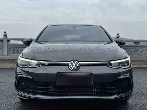 Volkswagen Golf 2022