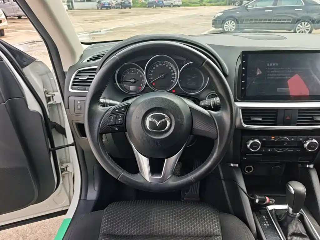 Mazda CX-5 2017 — фото 11