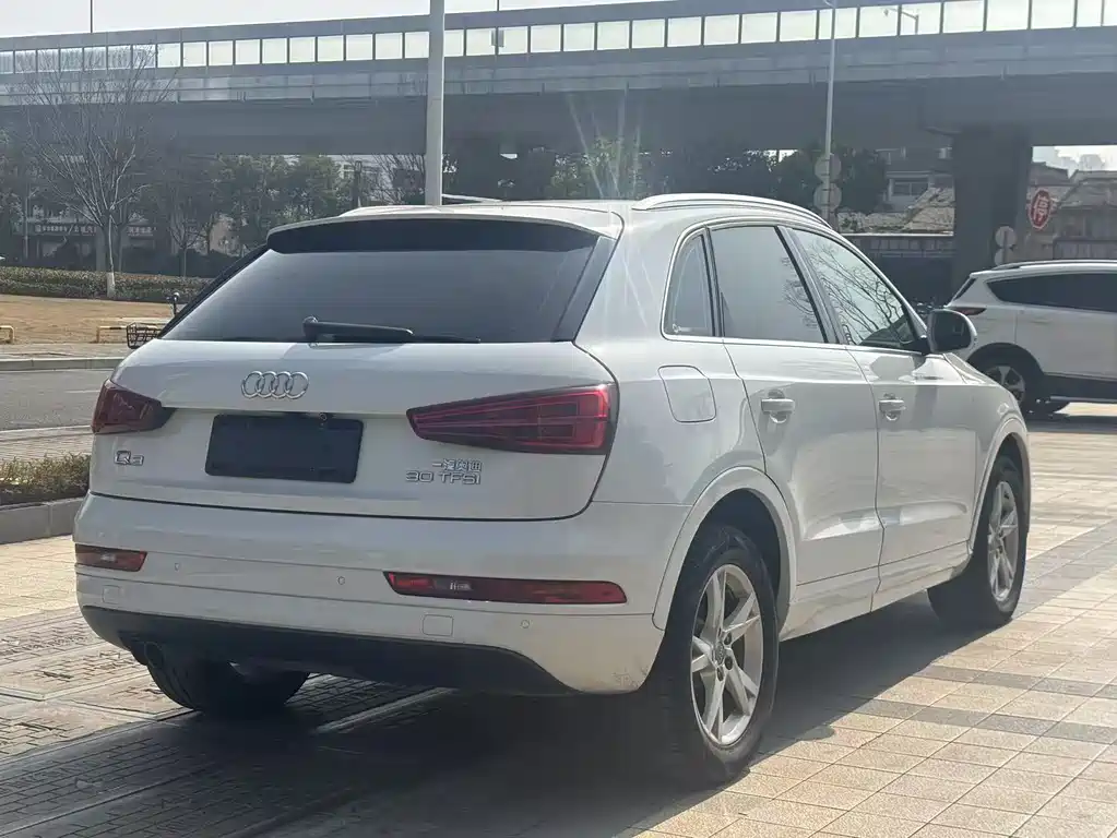 Audi Q3 2017 — фото 4