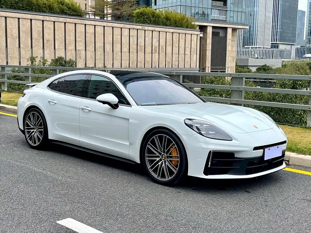 Porsche Panamera 2024 — фото 3