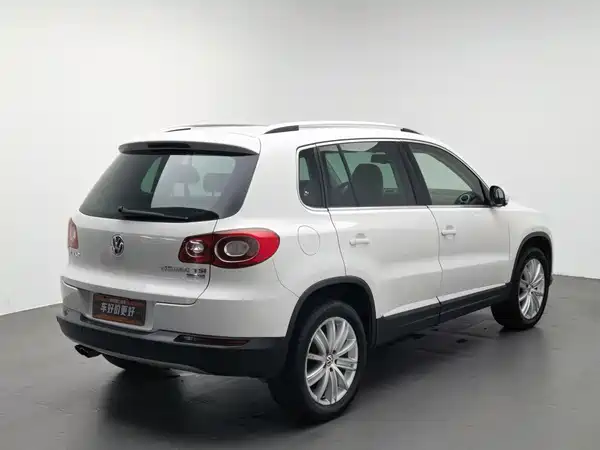 Volkswagen Tiguan 2012